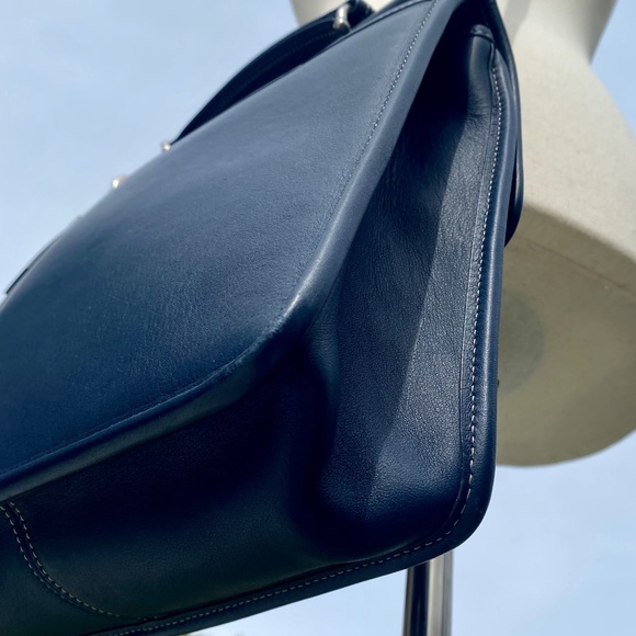 Coach Willis bag in royal blue with nickel hardware - Picture 11 of 15